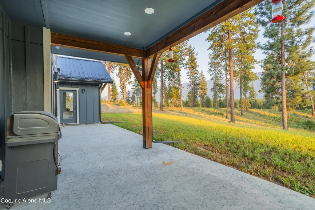 190 Whitetail Lane Bonners Ferry ID 83805