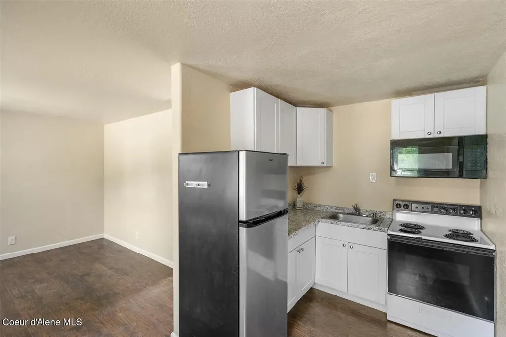817 Upland Drive Sandpoint ID 83864