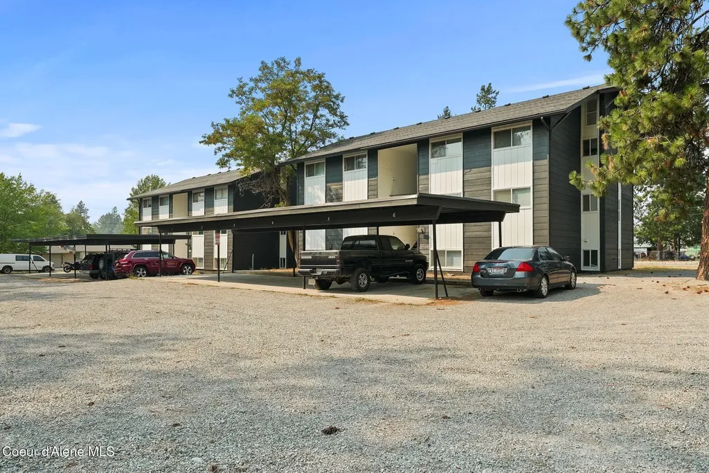 204 & 208 E 15th Avenue Post Falls ID 83854