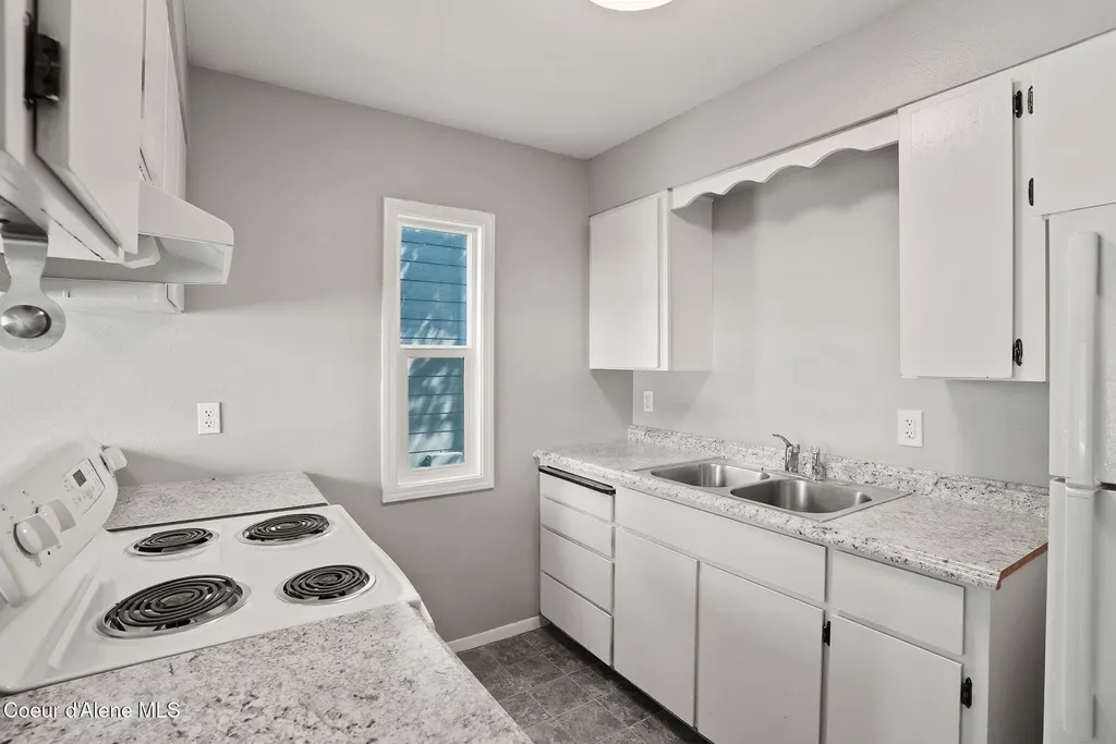 204 & 208 E 15th Avenue Post Falls ID 83854