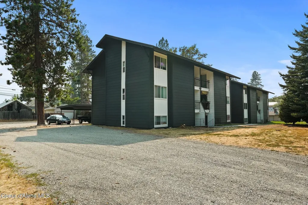 204 & 208 E 15th Avenue Post Falls ID 83854