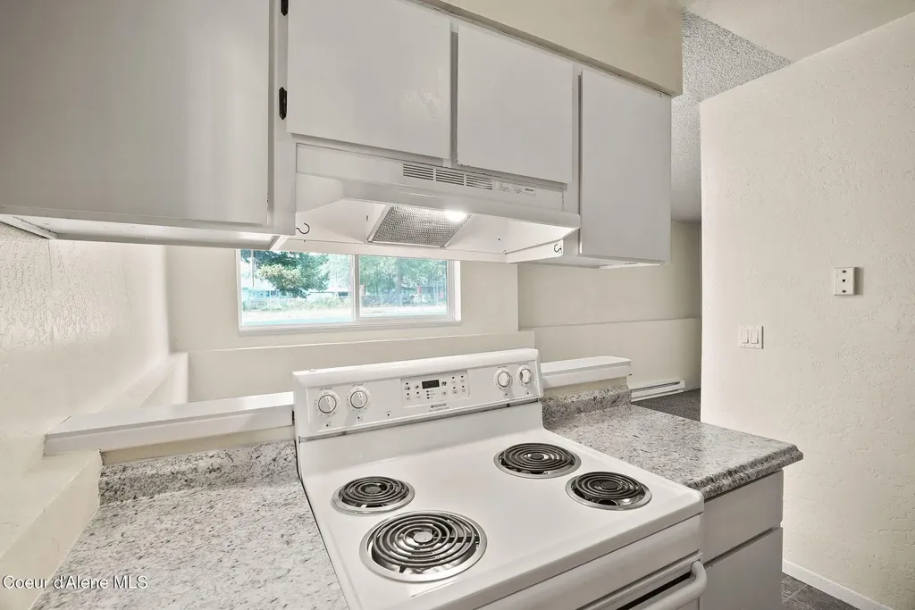 204 & 208 E 15th Avenue Post Falls ID 83854