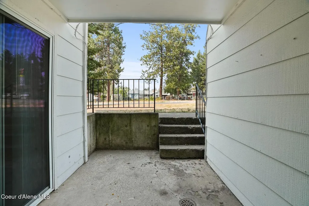 204 & 208 E 15th Avenue Post Falls ID 83854