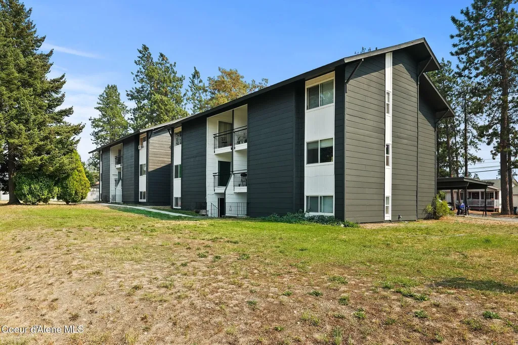 204 & 208 E 15th Avenue Post Falls ID 83854