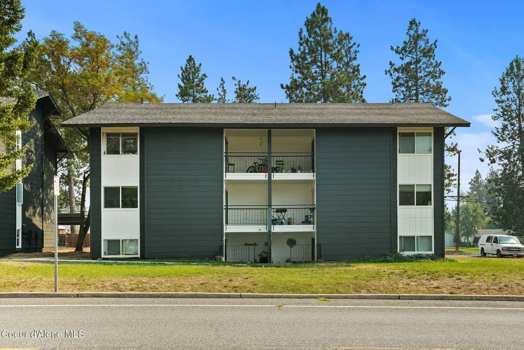 204 & 208 E 15th Avenue Post Falls ID 83854