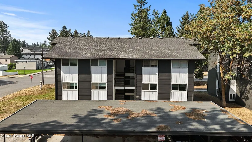 204 & 208 E 15th Avenue Post Falls ID 83854