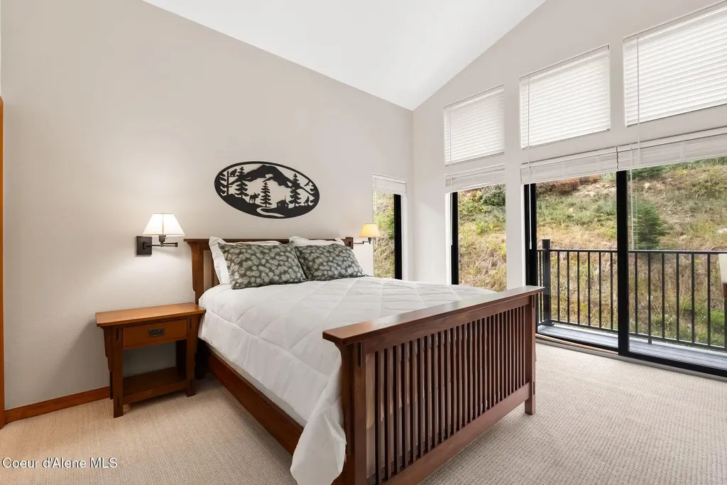 125 Crystal Springs Road Sandpoint ID 83864