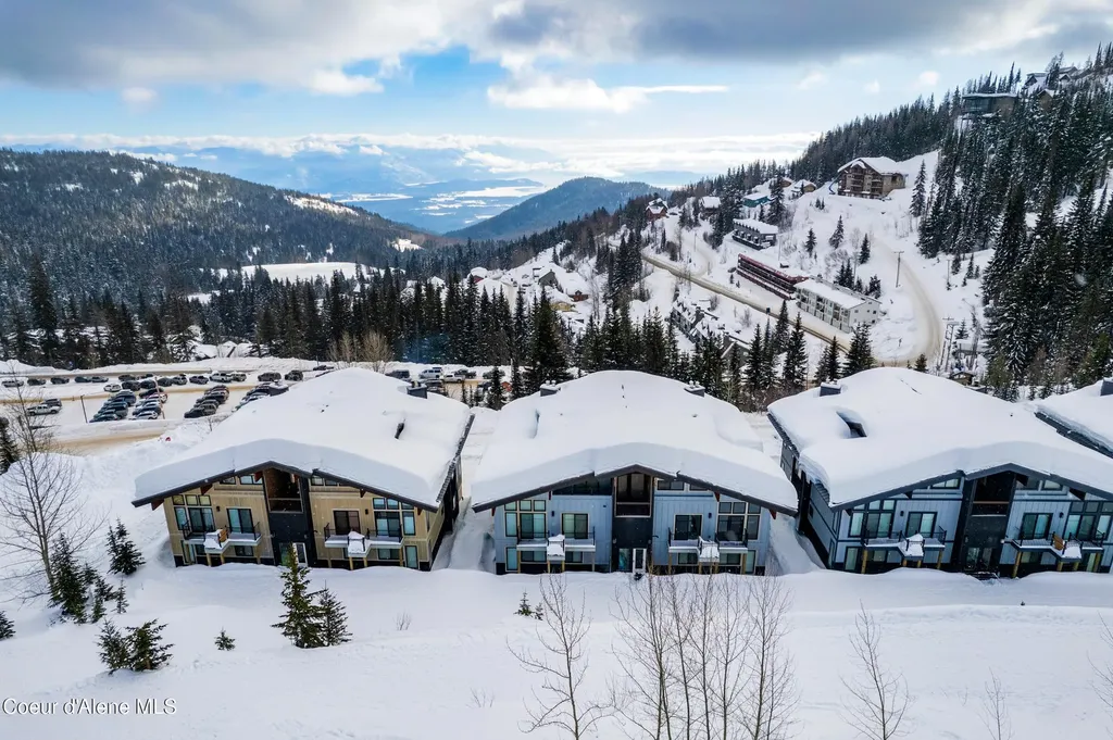 125 Crystal Springs Road Sandpoint ID 83864