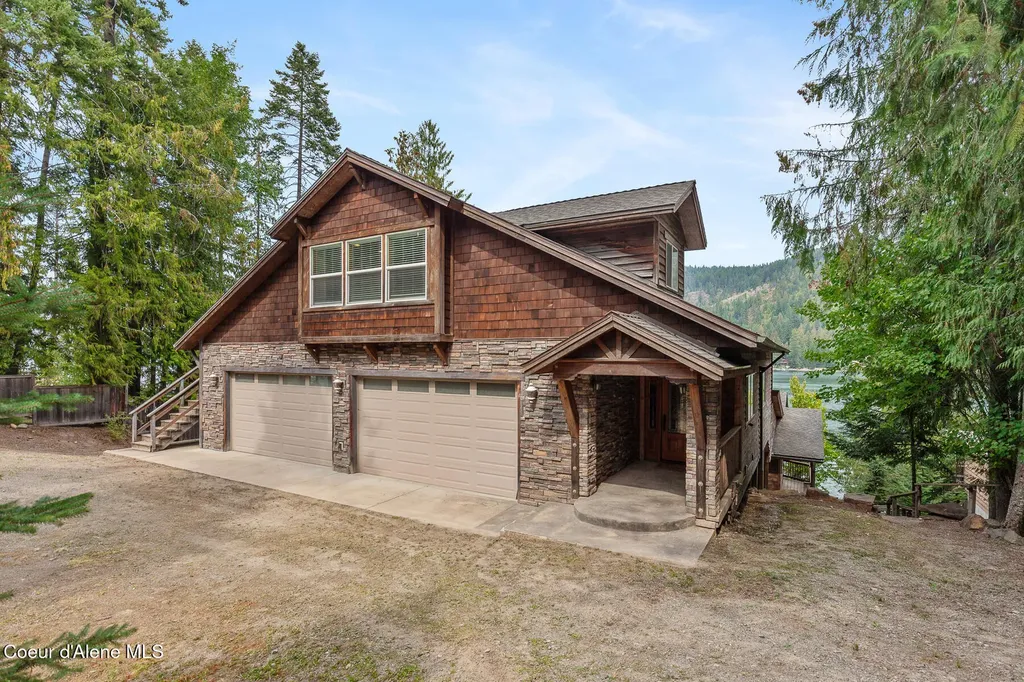 8405 Bottle Bay Road Sagle ID 83860