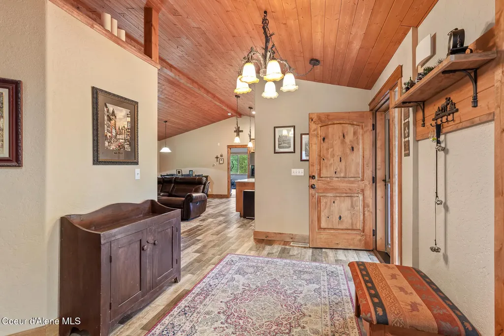 31083 N Riffle Spirit Lake ID 83869