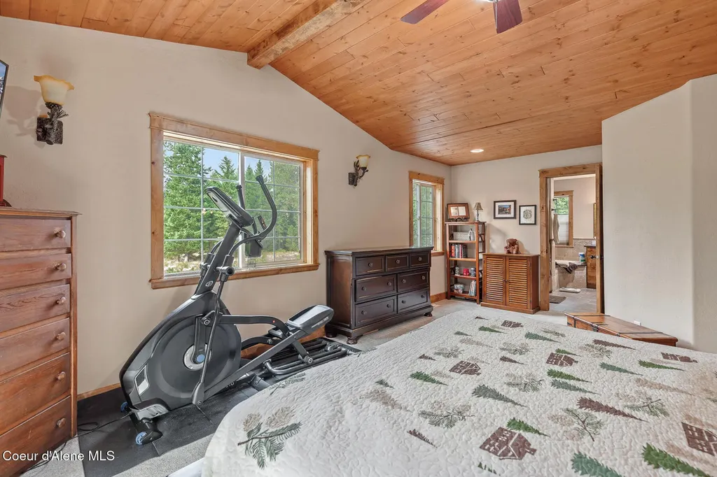 31083 N Riffle Spirit Lake ID 83869