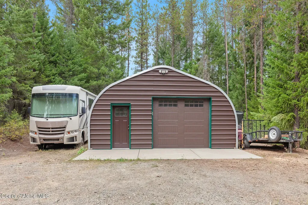 31083 N Riffle Spirit Lake ID 83869