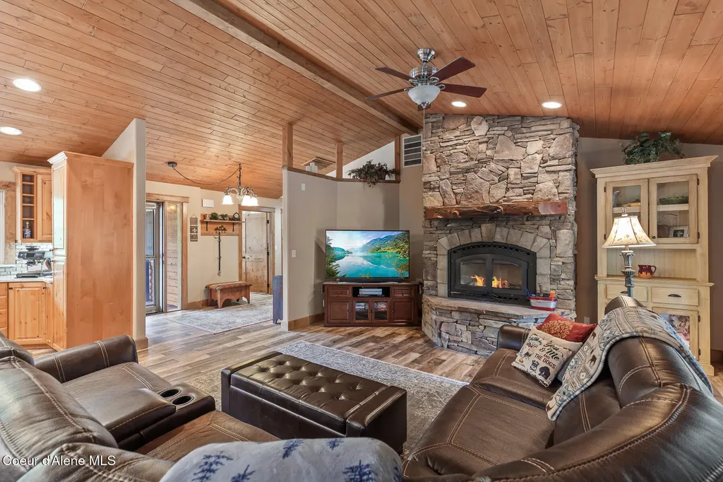 31083 N Riffle Spirit Lake ID 83869