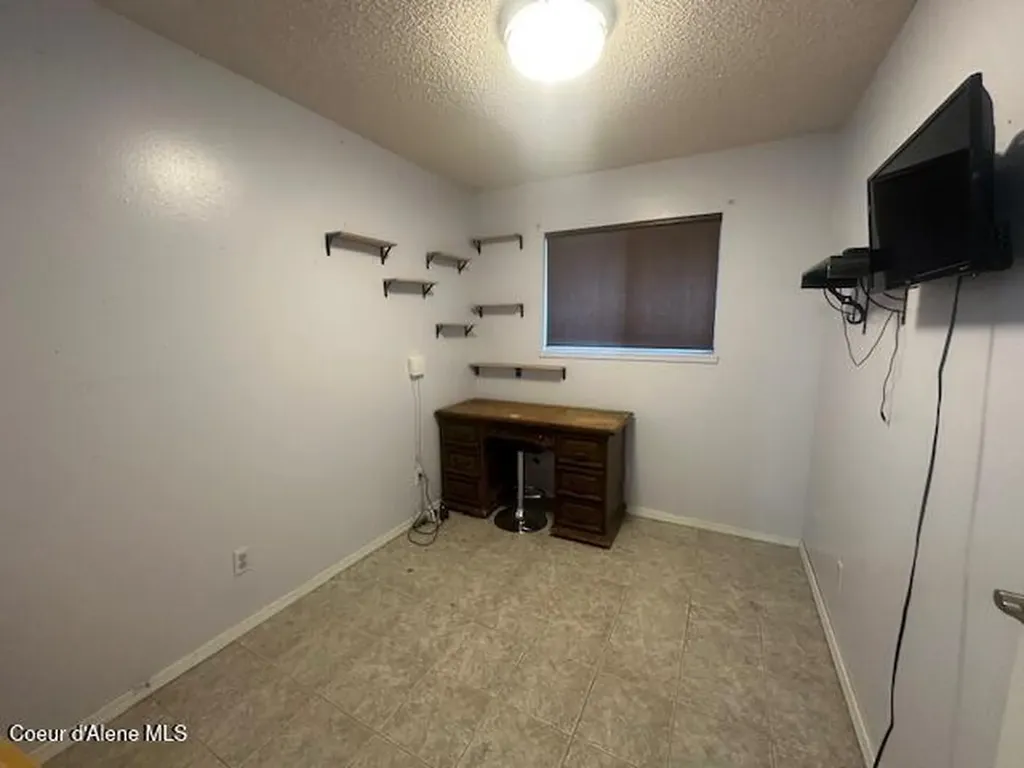 1828 Boundary Lp St. Maries ID 83861