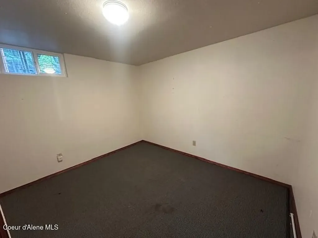 1828 Boundary Lp St. Maries ID 83861