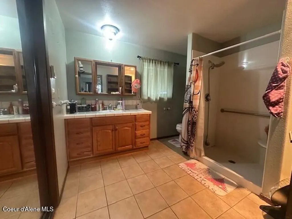 1828 Boundary Lp St. Maries ID 83861