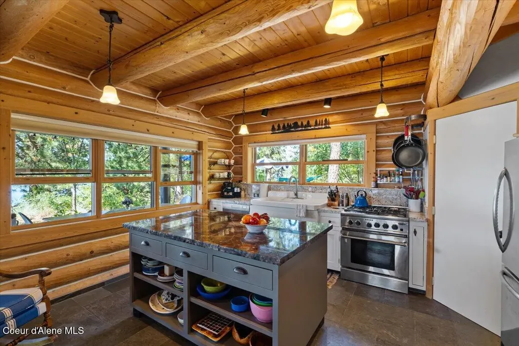234 S Sublimity Trail Harrison ID 83833