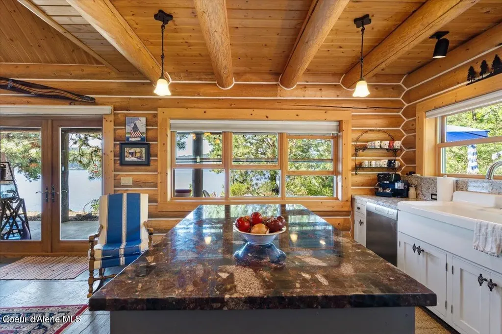 234 S Sublimity Trail Harrison ID 83833