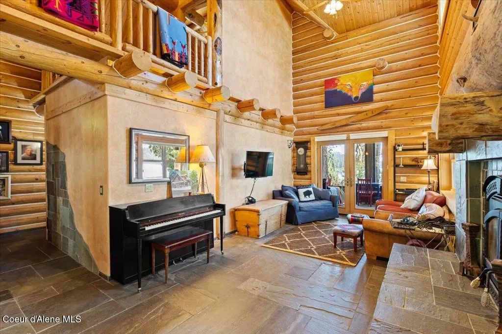 234 S Sublimity Trail Harrison ID 83833