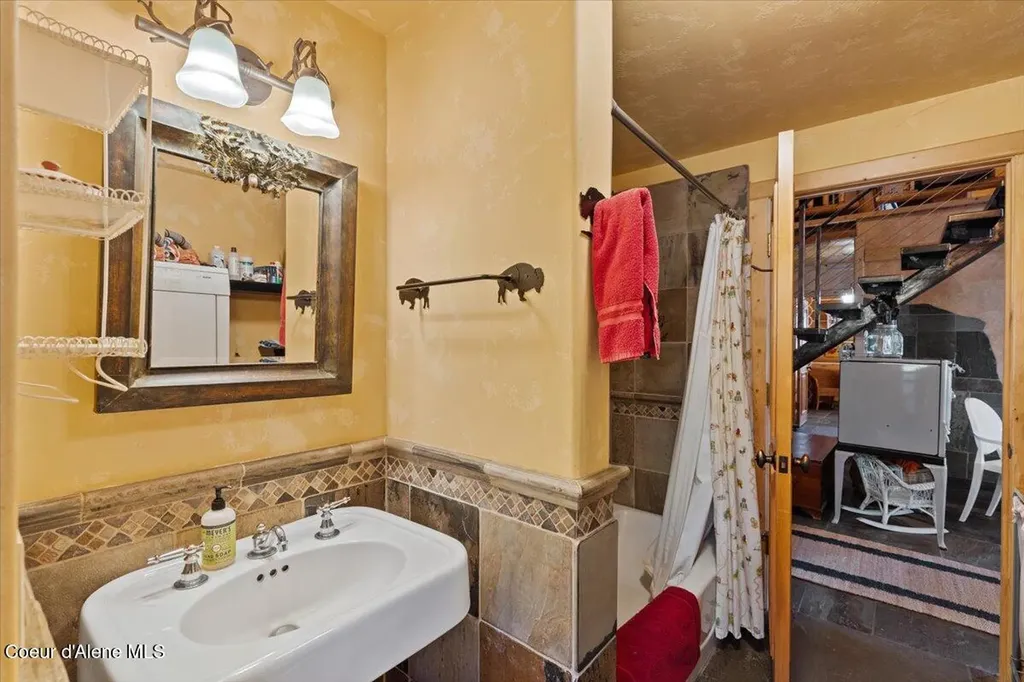 234 S Sublimity Trail Harrison ID 83833