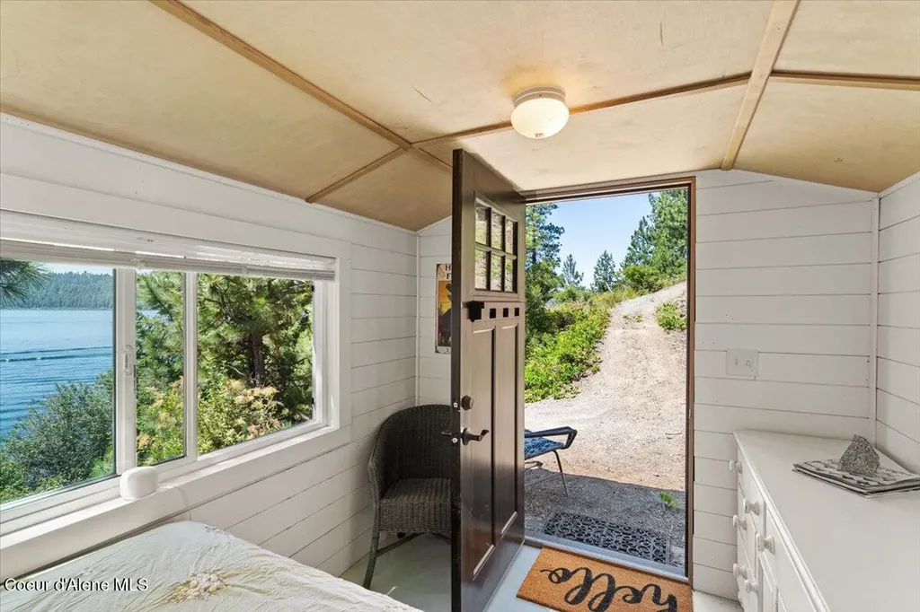 234 S Sublimity Trail Harrison ID 83833