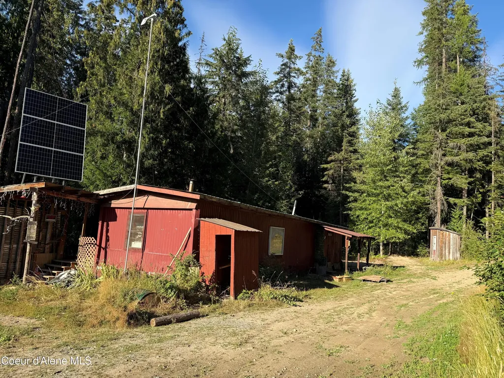 922 Cottonwood Road Priest River ID 83856