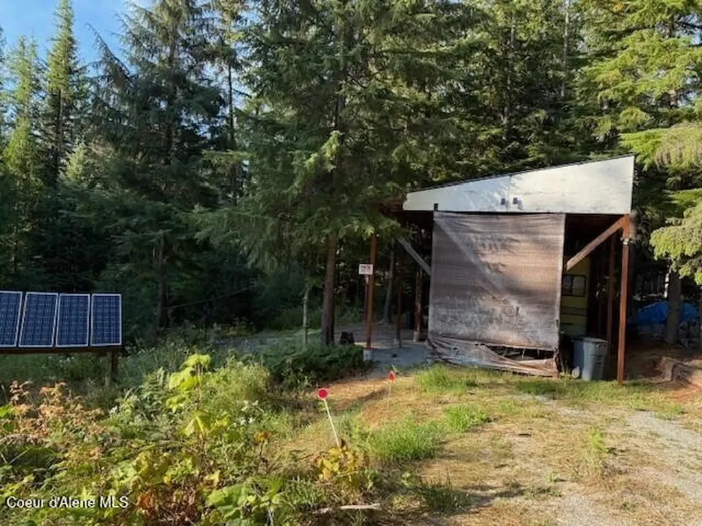 922 Cottonwood Road Priest River ID 83856