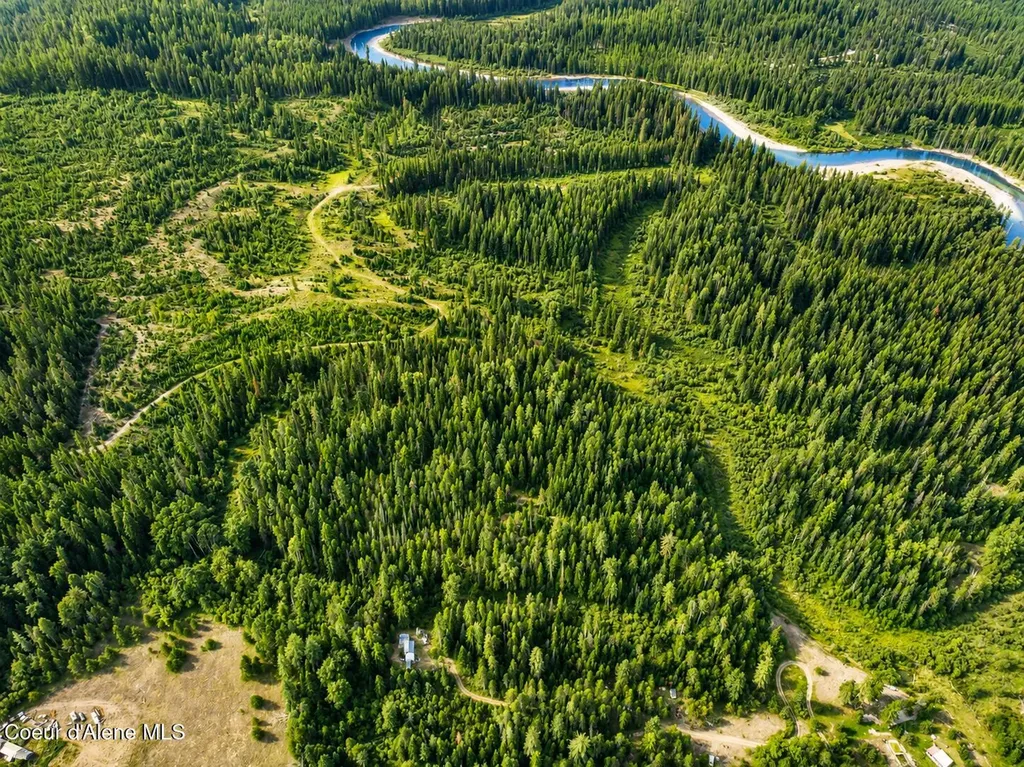 2225 Mud Gulch Road Priest River ID 83856