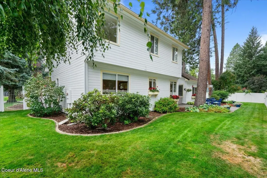 1627 Northwood Drive Hayden Lake ID 83835