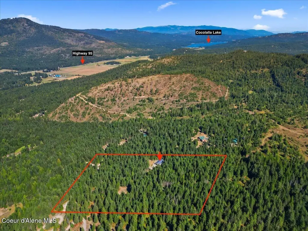 662 Homestead Hollow Road Careywood ID 83809