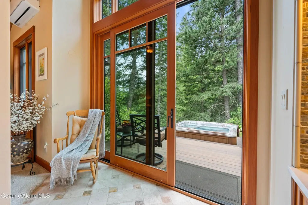 294 Rincon Drive Sandpoint ID 83864