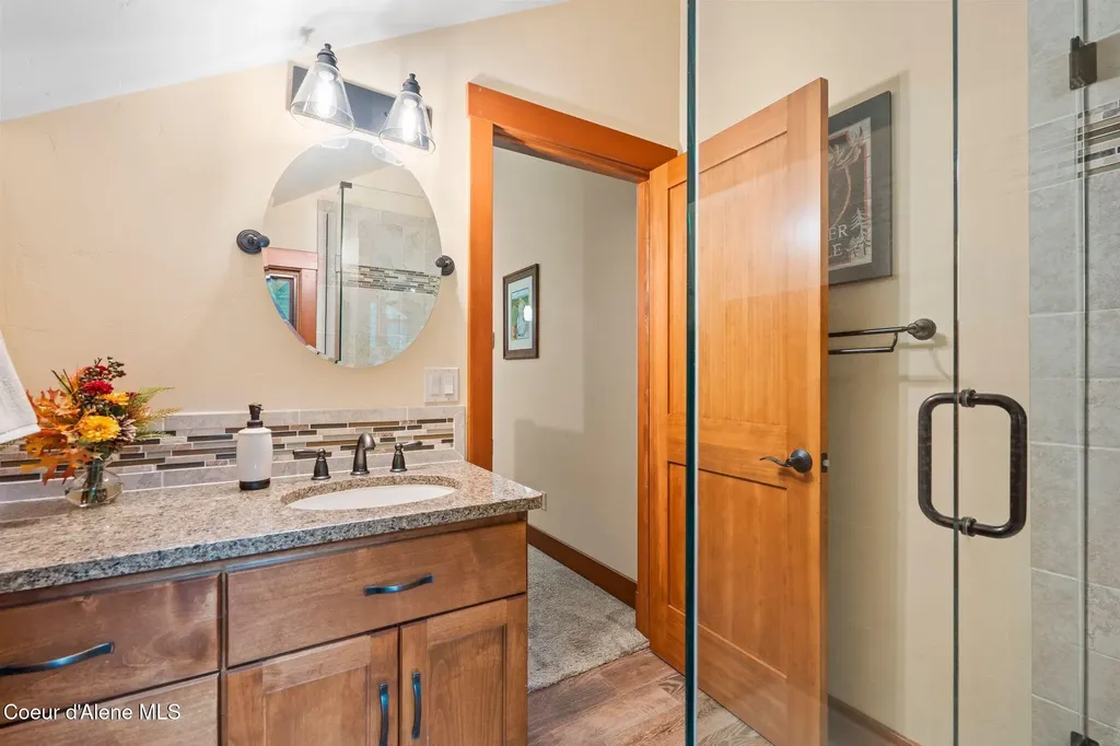 294 Rincon Drive Sandpoint ID 83864