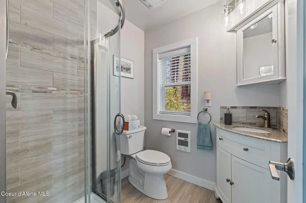 294 Rincon Drive Sandpoint ID 83864