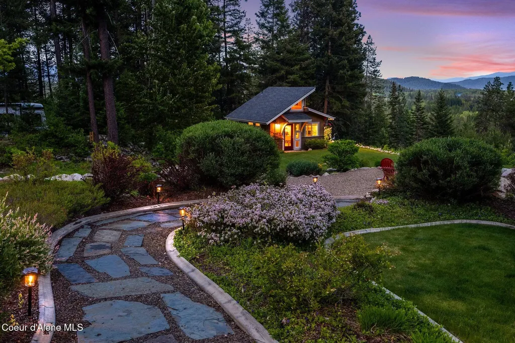 294 Rincon Drive Sandpoint ID 83864