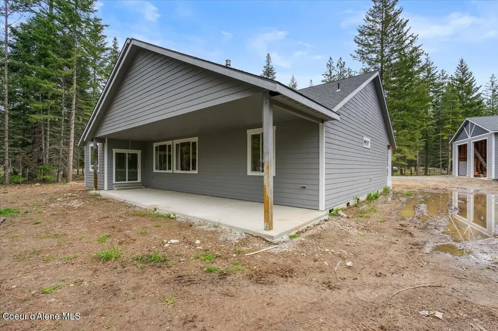 10233 Bunco Road Athol ID 83801