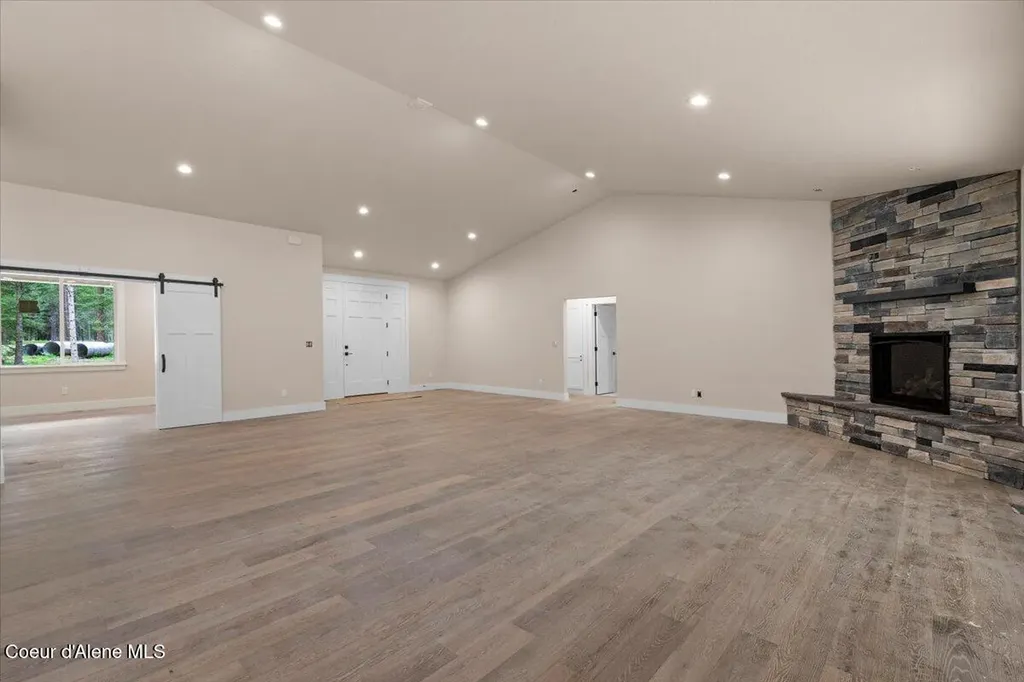 10233 Bunco Road Athol ID 83801