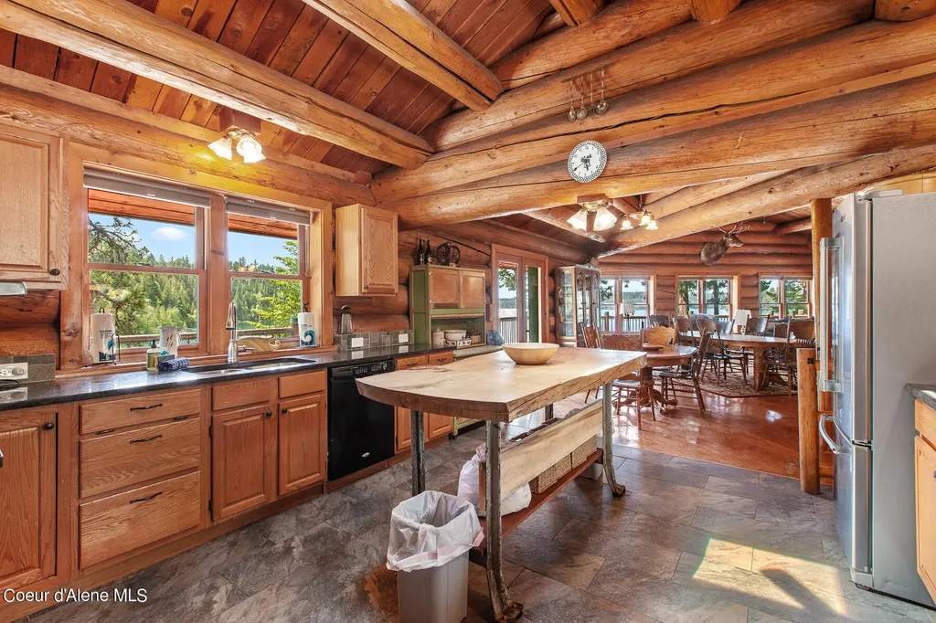 8457 N Powell Way Hayden ID 83835