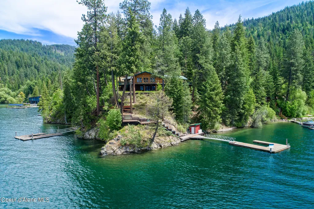8457 N Powell Way Hayden ID 83835