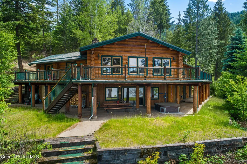 8457 N Powell Way Hayden ID 83835