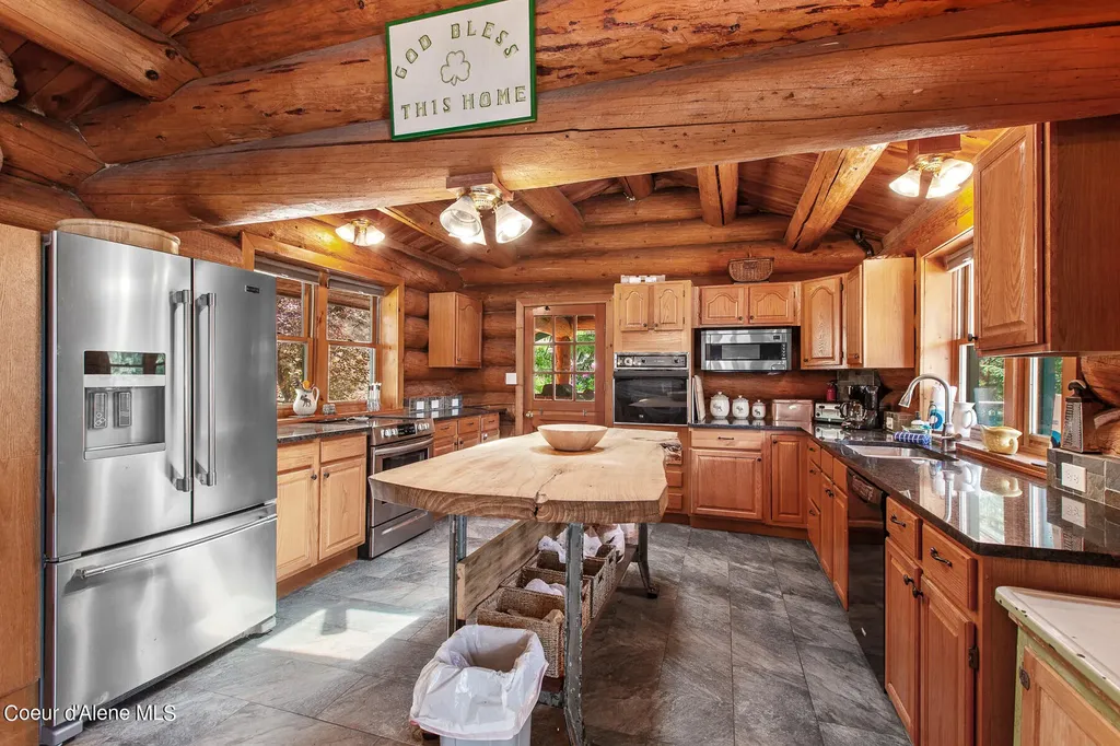 8457 N Powell Way Hayden ID 83835