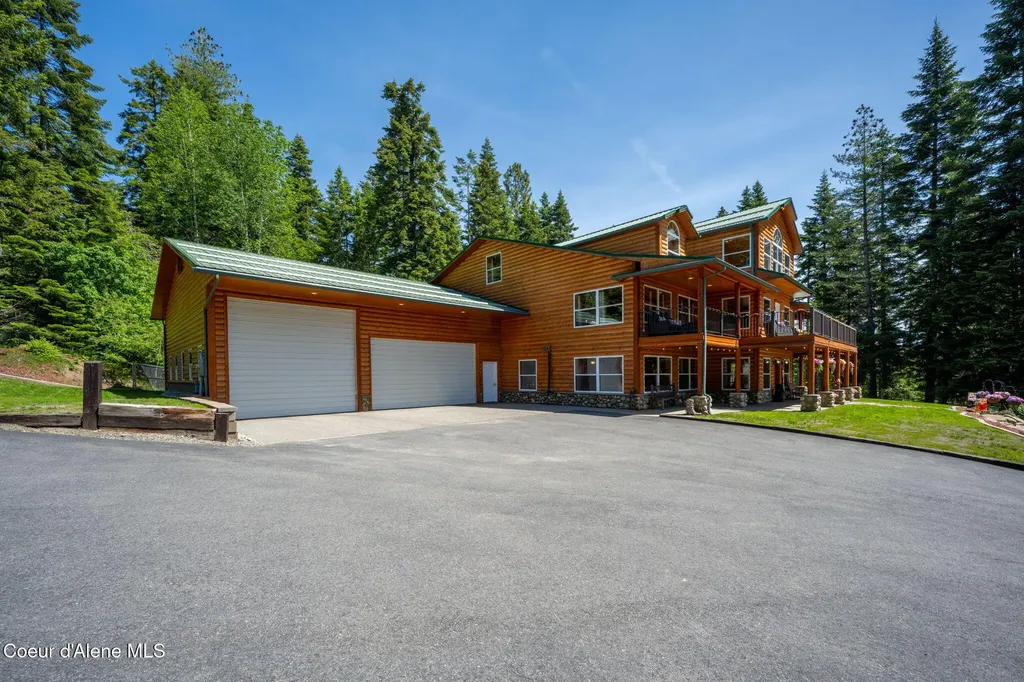 6918 E Garwood Road Hayden ID 83835
