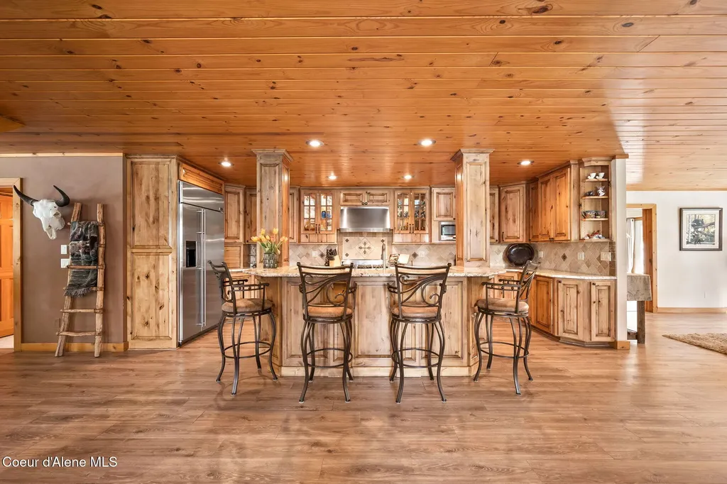 6918 E Garwood Road Hayden ID 83835