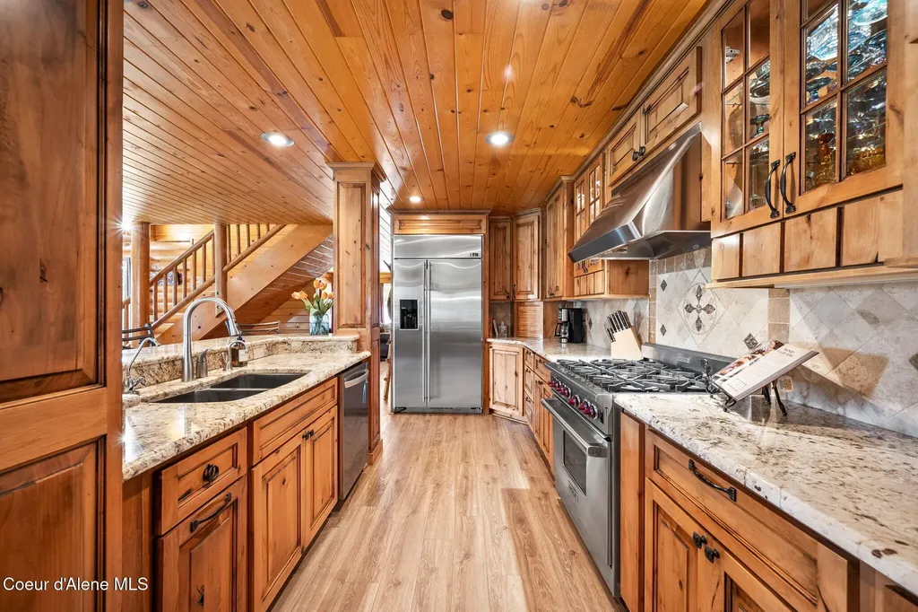 6918 E Garwood Road Hayden ID 83835