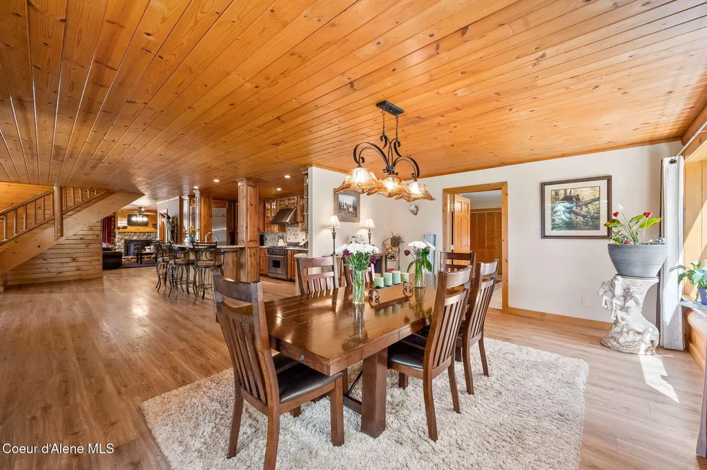 6918 E Garwood Road Hayden ID 83835