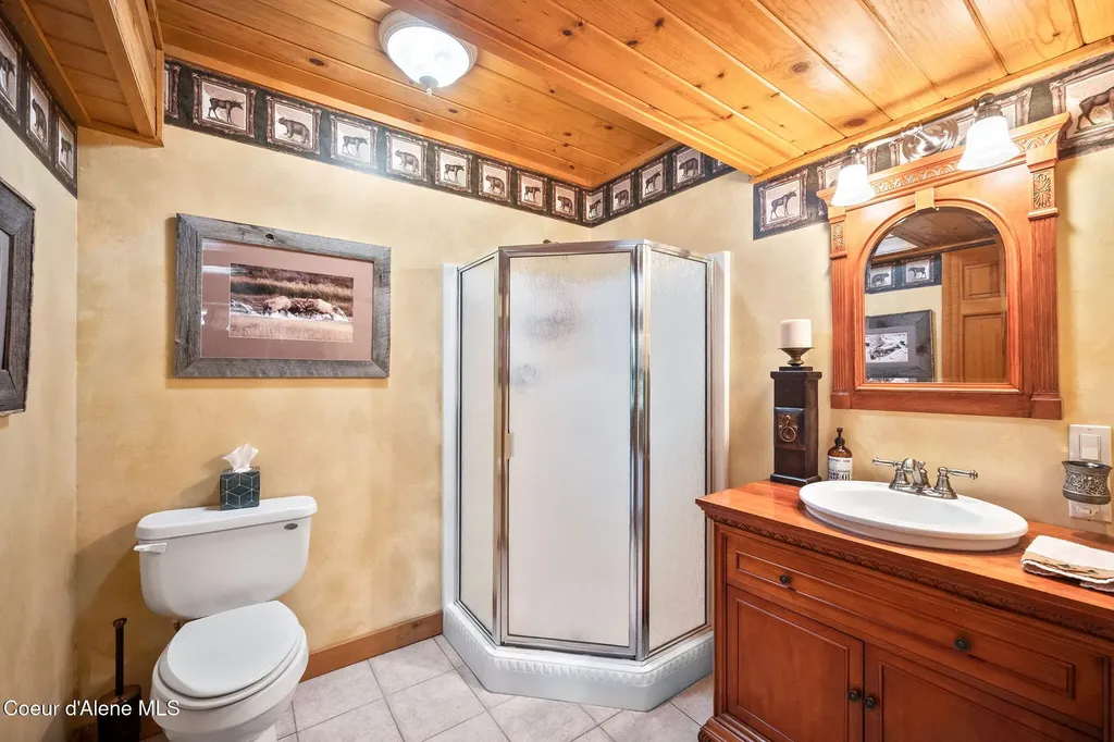 6918 E Garwood Road Hayden ID 83835