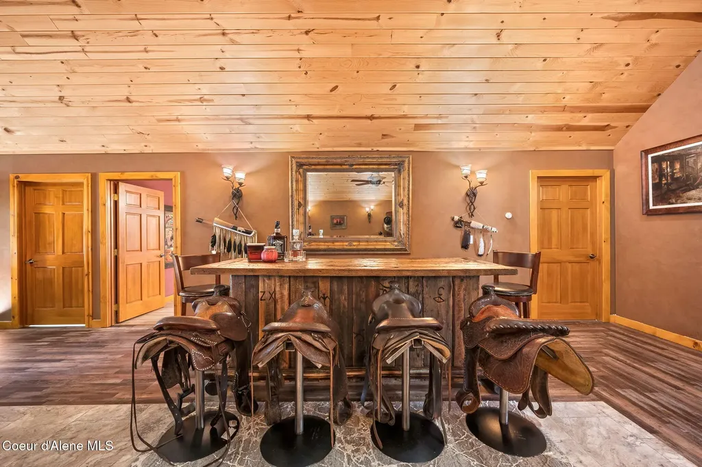 6918 E Garwood Road Hayden ID 83835