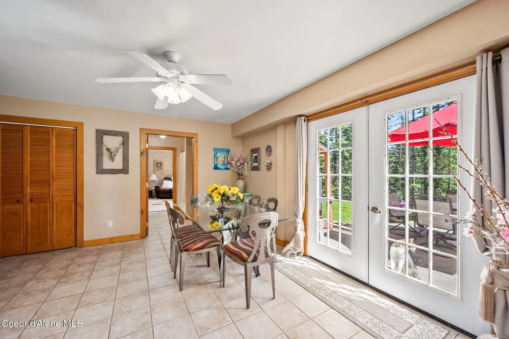 6918 E Garwood Road Hayden ID 83835