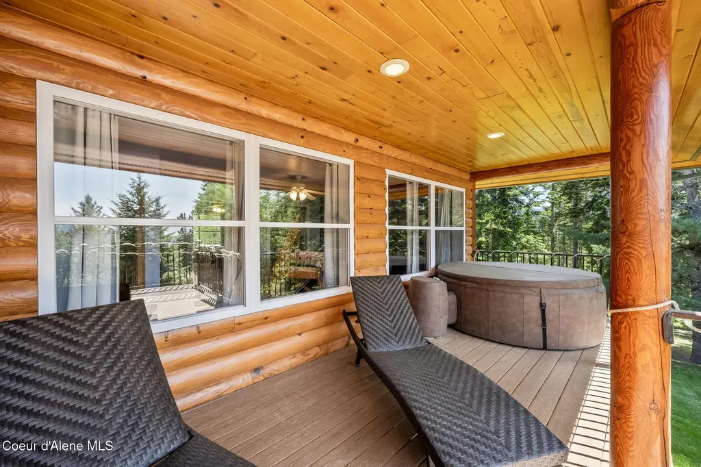 6918 E Garwood Road Hayden ID 83835
