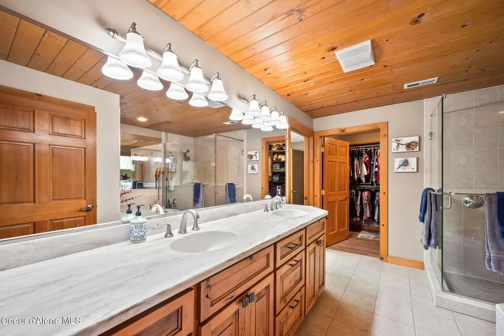 6918 E Garwood Road Hayden ID 83835