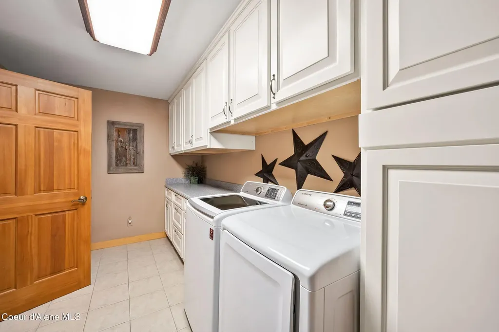 6918 E Garwood Road Hayden ID 83835